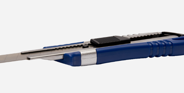 CUTTER CUCHILLA SECCIONABLE 18MM